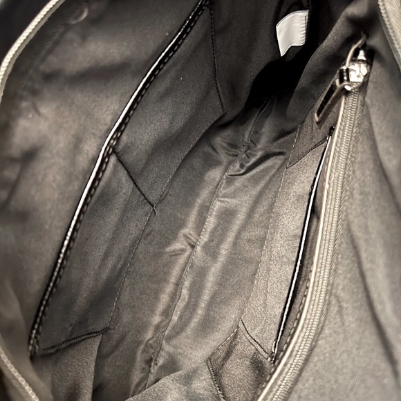 LIZ CLAIBORNE HANDBAG - Picture 4 of 16